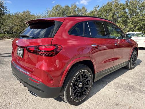 2025 Mercedes-Benz GLA 250 