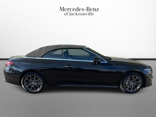 Black 2024 Mercedes-Benz CLE 300