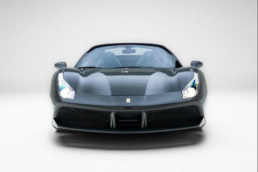 Grigio Scuro 2018 Ferrari 488 Spider Base