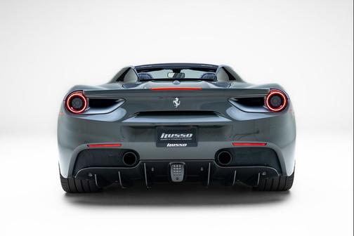 Grigio Scuro 2018 Ferrari 488 Spider Base