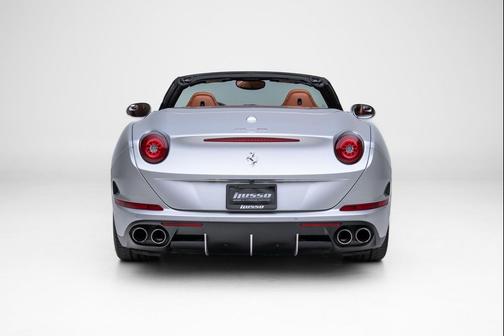 2016 Ferrari California T