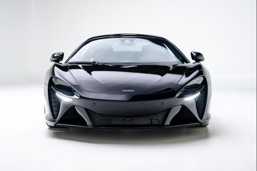 2026 McLaren Artura Coupe