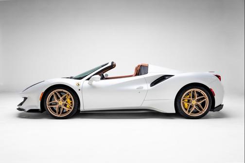 2020 Ferrari 488 Pista Spider Base