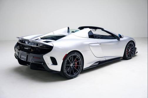 2016 McLaren 675LT Base