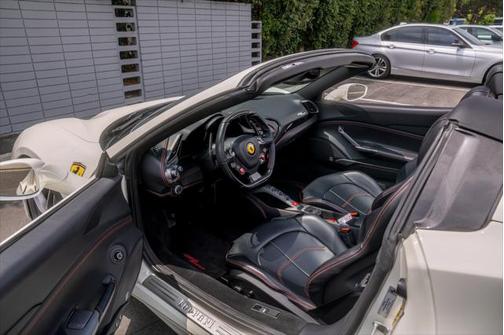 2018 Ferrari 488 Spider Base