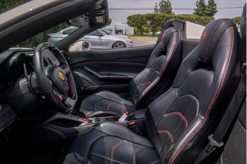 2018 Ferrari 488 Spider Base