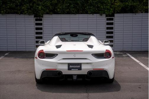 2018 Ferrari 488 Spider Base