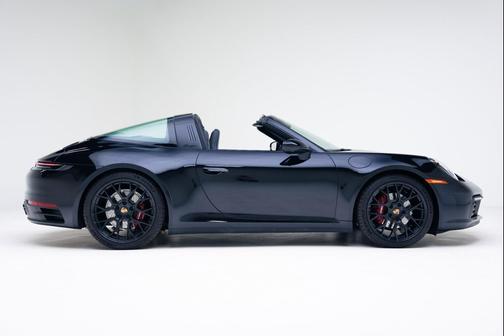 2024 Porsche 911 Targa 4