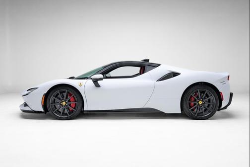 2023 Ferrari SF90 Stradale Coupe