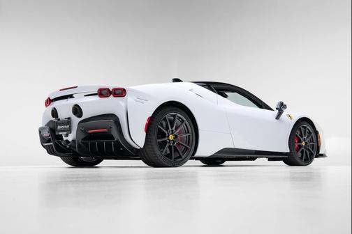 2023 Ferrari SF90 Stradale Coupe