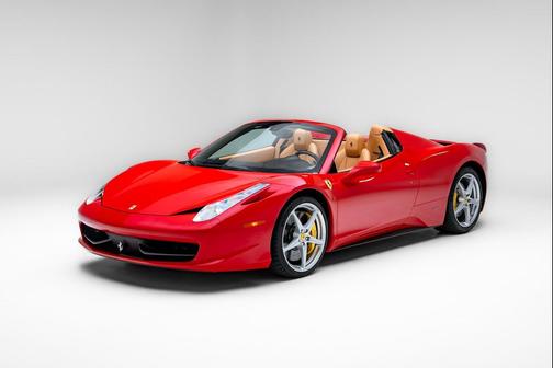 Rosso Corsa 2014 Ferrari 458 Spider Base