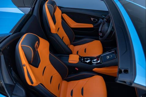 2024 Lamborghini Huracan EVO Spyder