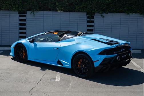 2024 Lamborghini Huracan EVO Spyder