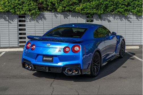 2024 Nissan GT-R Skyline Edition