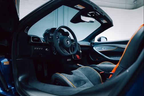 2025 McLaren Artura Convertible