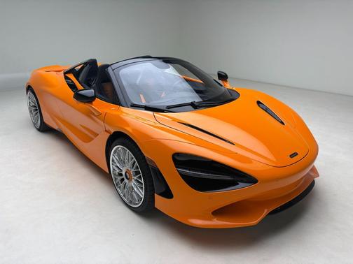 Orange 2025 McLaren 750S Spider