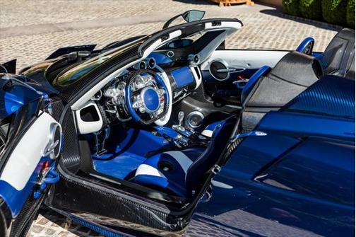 2017 Pagani Huayra Roadster Roadster