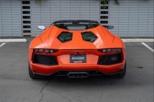 2014 Lamborghini Aventador LP700-4