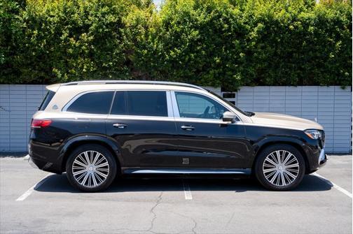 2023 Mercedes-Benz Maybach GLS 600 4MATIC