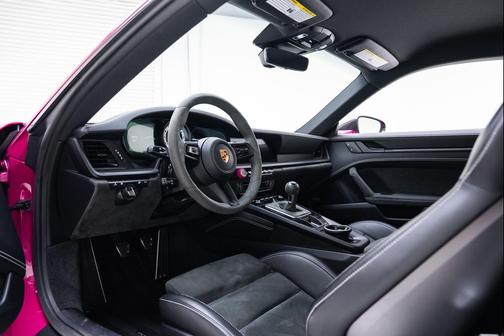 2023 Porsche 911 Carrera GTS