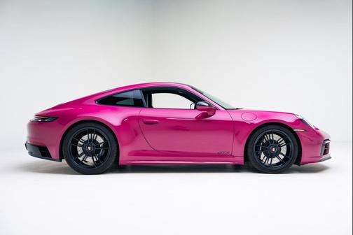 2023 Porsche 911 Carrera GTS