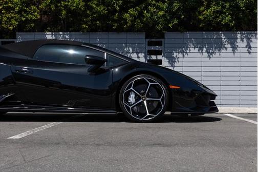 2020 Lamborghini Huracan EVO EVO Spyder