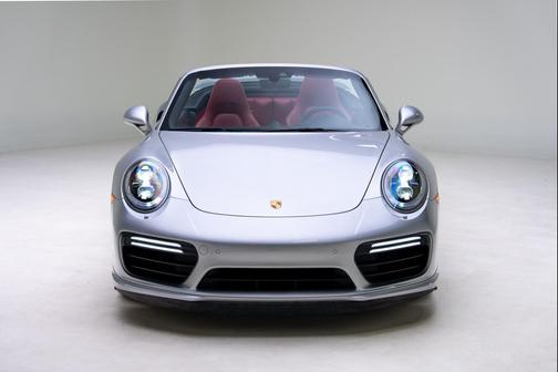 2018 Porsche 911 Turbo S
