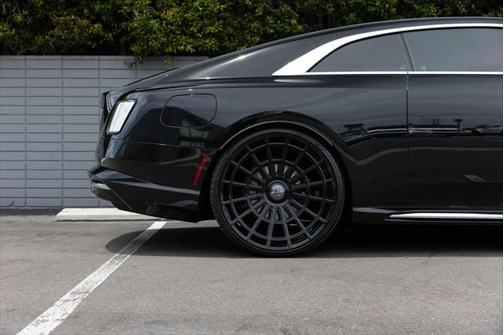 2024 Rolls-Royce Spectre Coupe