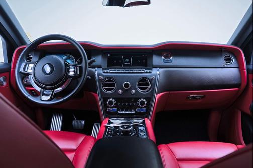 Black Diamond 2022 Rolls-Royce Cullinan SUV