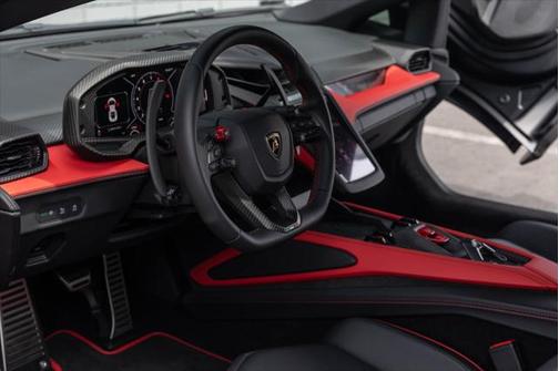 2024 Lamborghini Revuelto Coupe