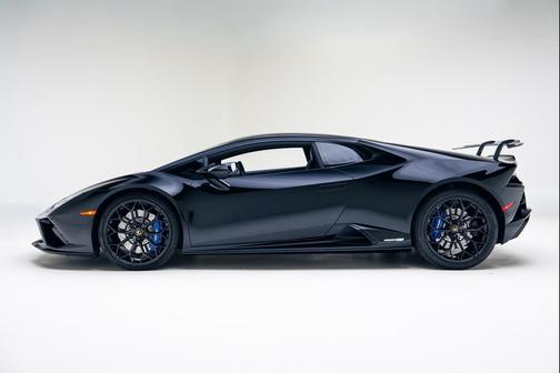 2021 Lamborghini Huracan EVO Coupe