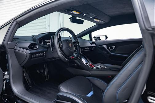 2021 Lamborghini Huracan EVO Coupe