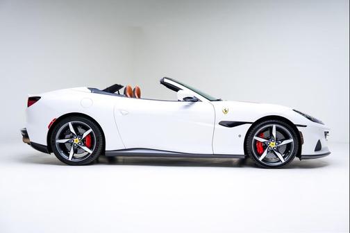 2022 Ferrari Portofino M Base