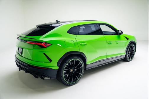 2021 Lamborghini Urus SUV