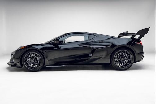 Black 2026 Chevrolet Corvette ZR1