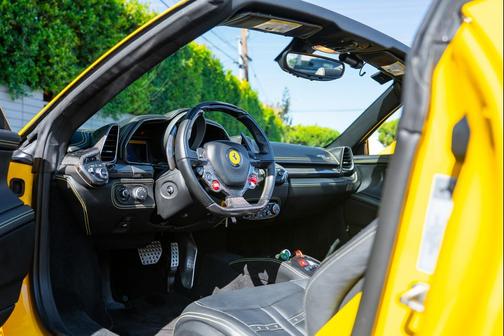 2012 Ferrari 458 Spider Base