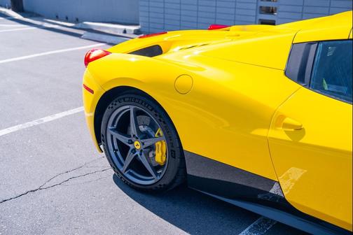 2012 Ferrari 458 Spider Base