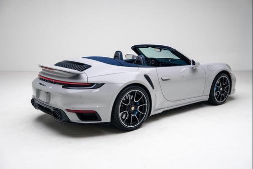 2021 Porsche 911 Turbo S