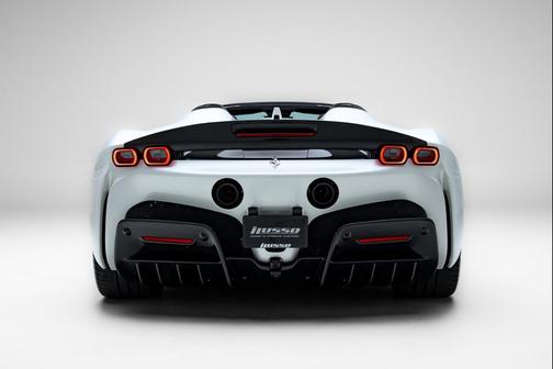 Bianco Italia 2024 Ferrari SF90 Spider Convertible