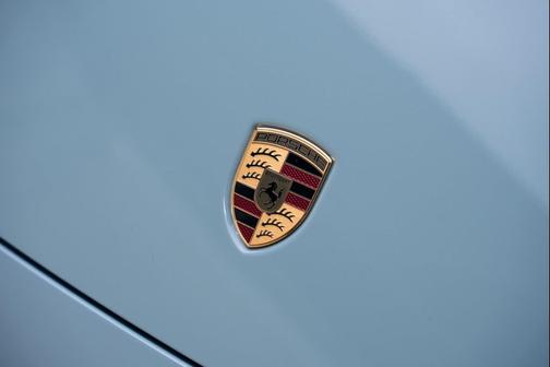 2025 Porsche 911 Carrera 4 GTS