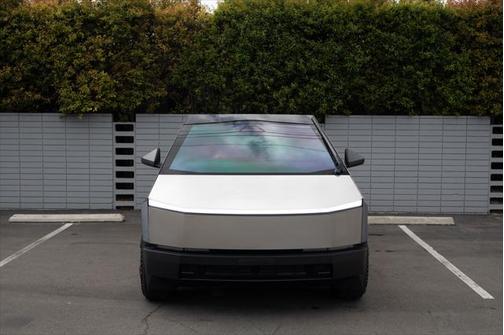 2024 Tesla Cybertruck All-Wheel Drive