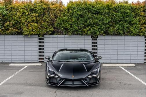 2024 Lamborghini Revuelto Coupe