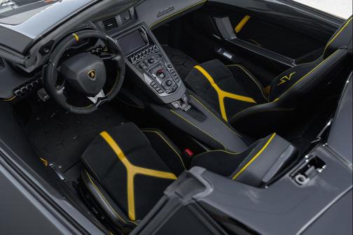 2016 Lamborghini Aventador LP750-4 Superveloce