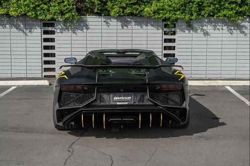 2016 Lamborghini Aventador LP750-4 Superveloce
