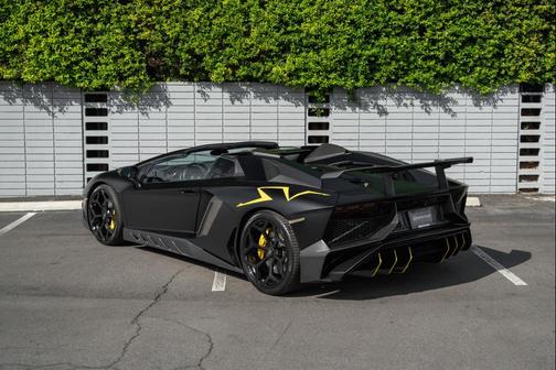 2016 Lamborghini Aventador LP750-4 Superveloce