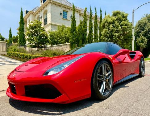 Rosso Scuderia 2016 Ferrari 488 GTB Coupe