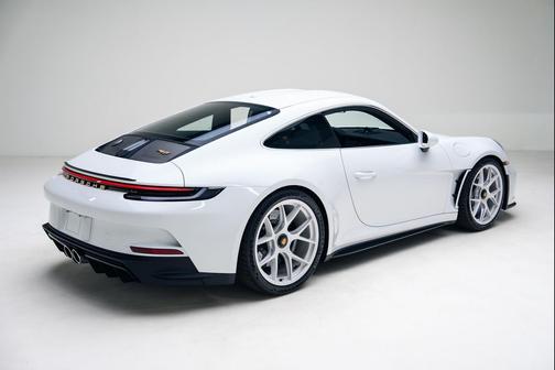 2024 Porsche 911 S/T