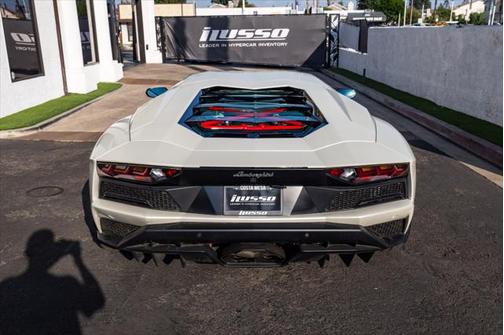 2018 Lamborghini Aventador S LP 740-4 S