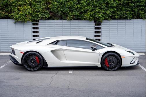 2018 Lamborghini Aventador S LP 740-4 S
