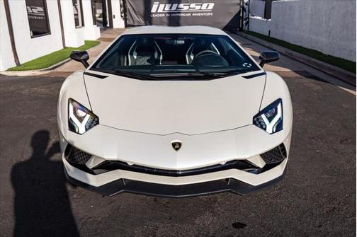 2018 Lamborghini Aventador S LP 740-4 S